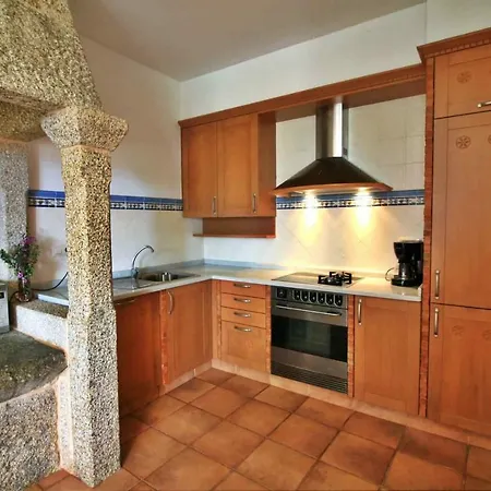 Дом отдыха Casa Dos Castanos Эль-Грове
